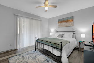 5646 Gaston Avenue - 219